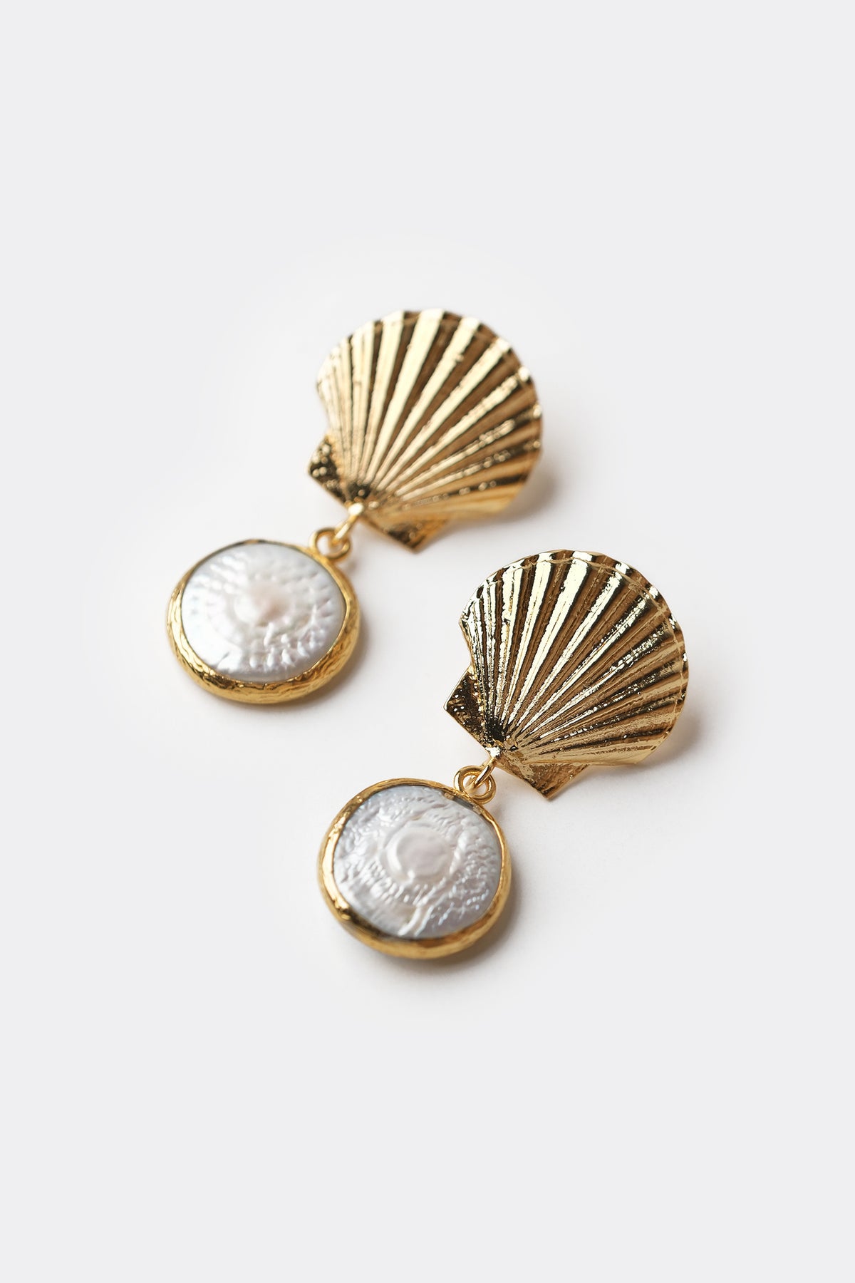 Sorena Shell Earrings