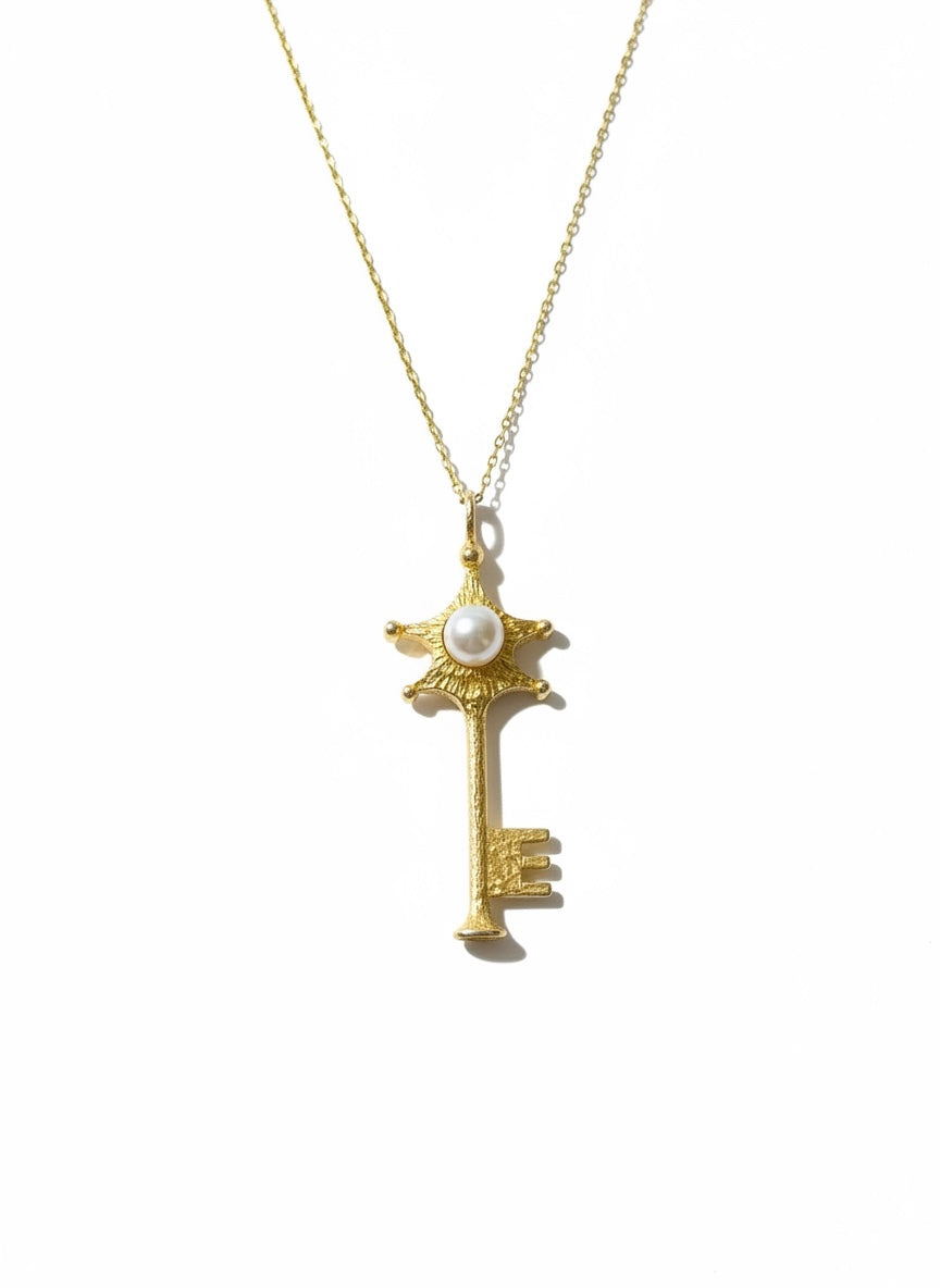 Seyana Key Necklace