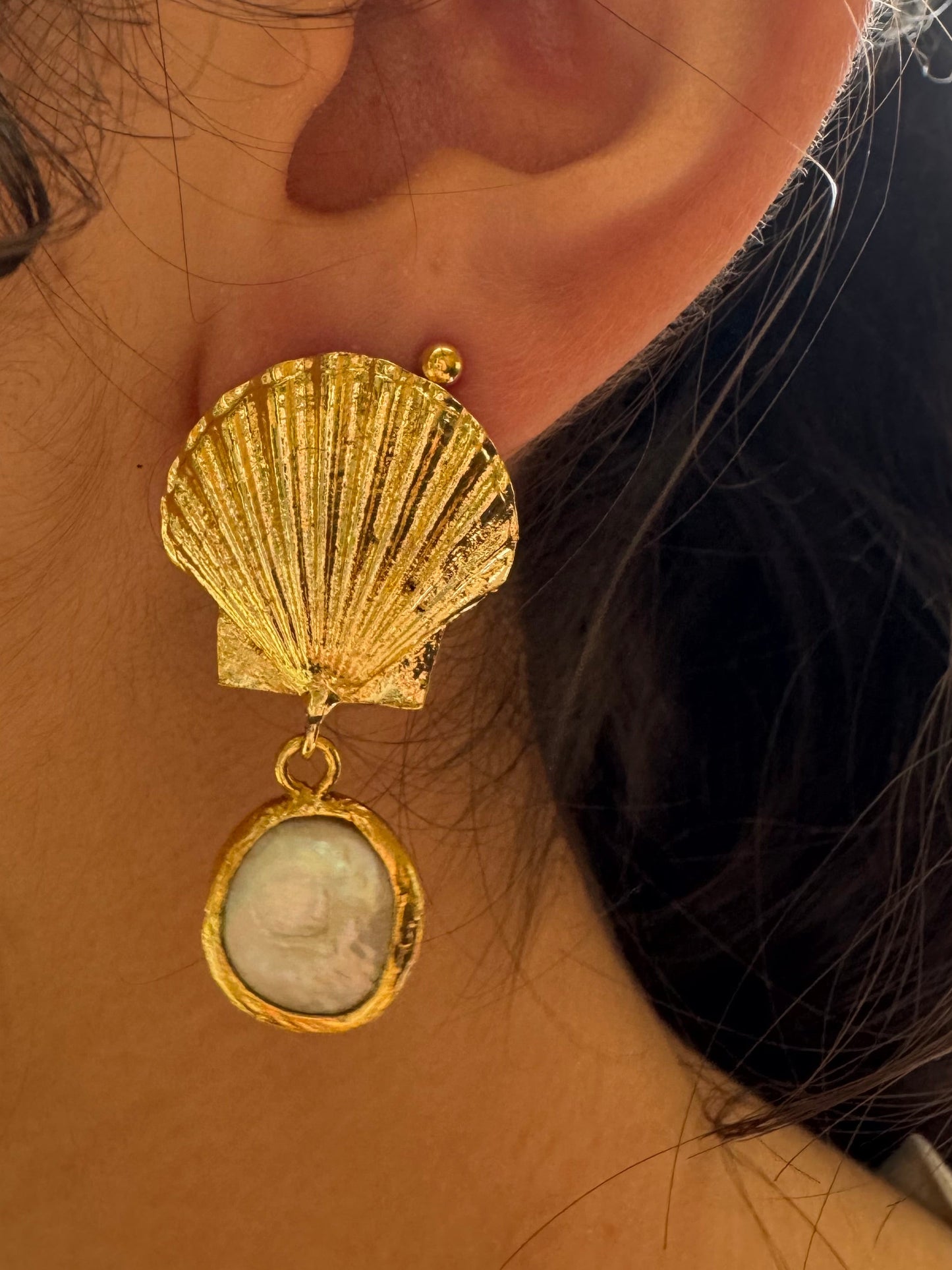 Sorena Shell Earrings