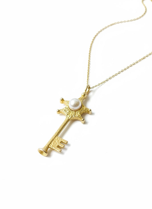 Seyana Key Necklace